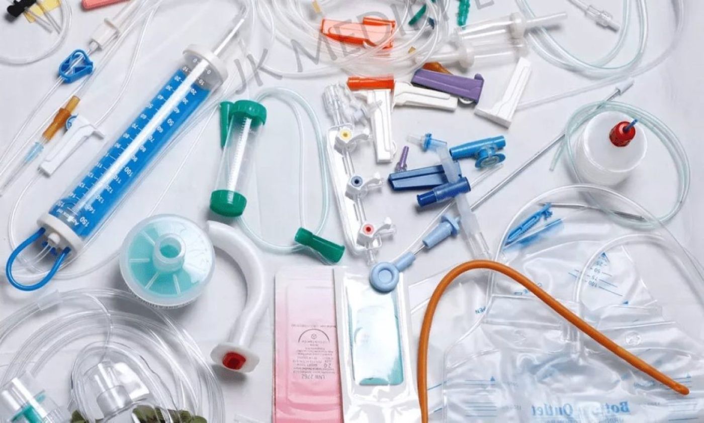 Plastic medical devices