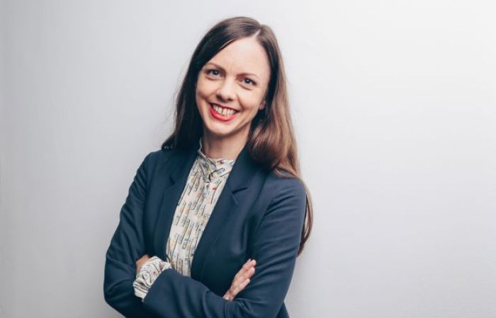 Dr Anna Harris